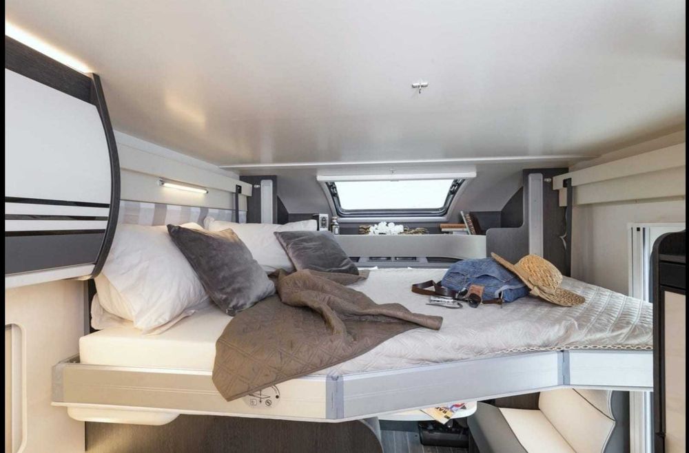 Inchiriere Autorulota de lux Ford Roller Team,Automatic 2024