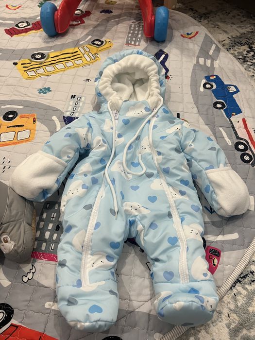Комбинезон зимний на выписку