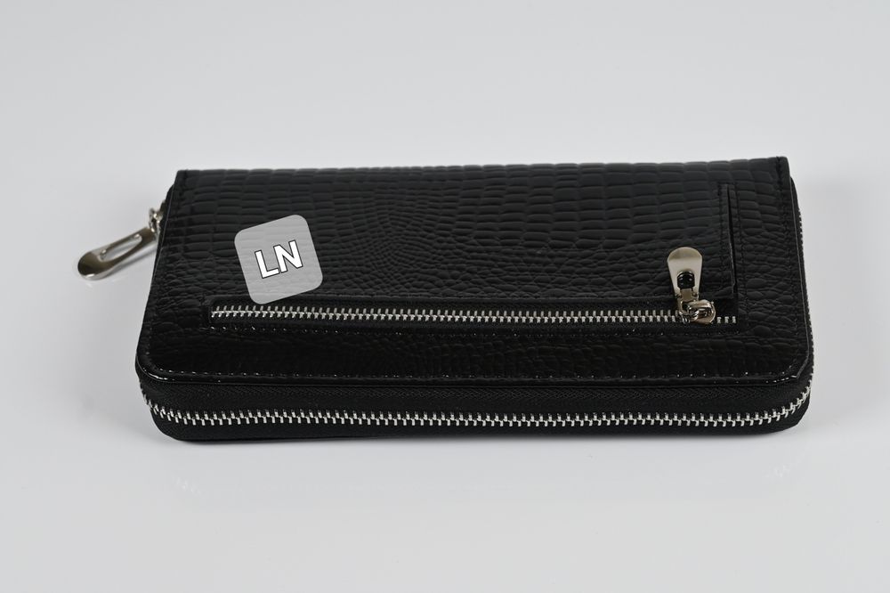 Дамско портмоне естествена кожа, лак