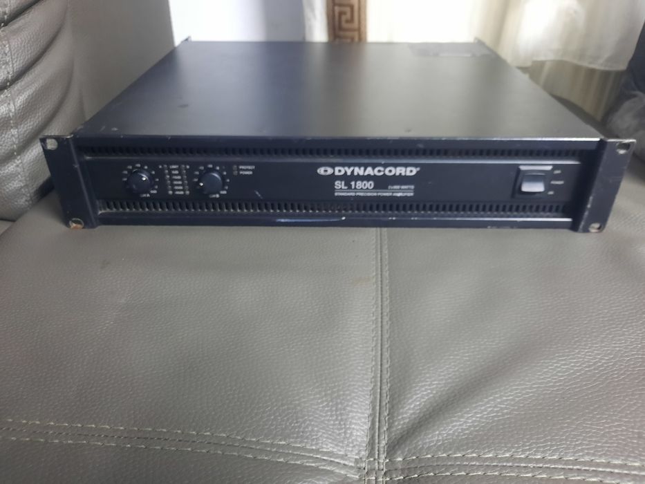 Vând putere  Dynacord