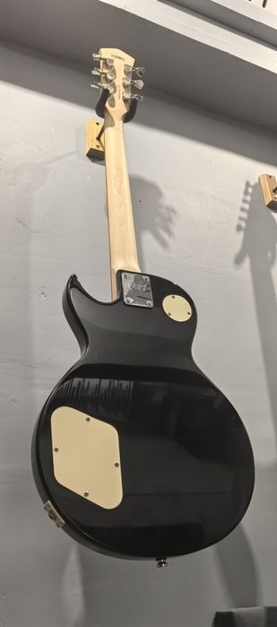 CORT CR 100 - электрогитара