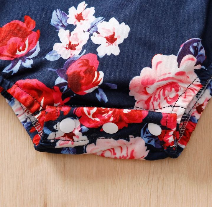 Лятно боди на цветя