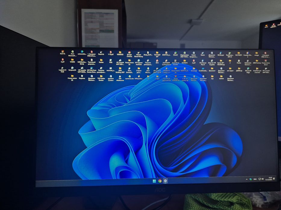 Монитор AOC 180HZ