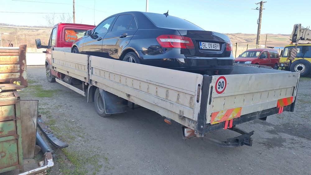 Vând platforma cu oblon