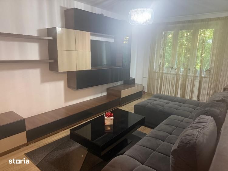 Apartament 3 camere Aparatorii Patriei-Sos Oltenitei | Loc parcare — fotografia 3