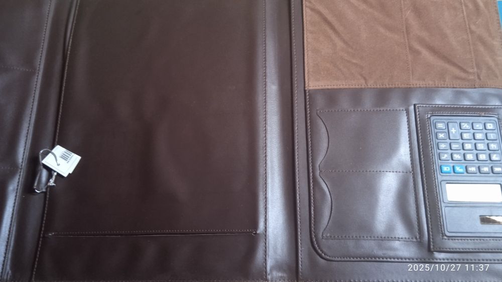 Папка почти даром.