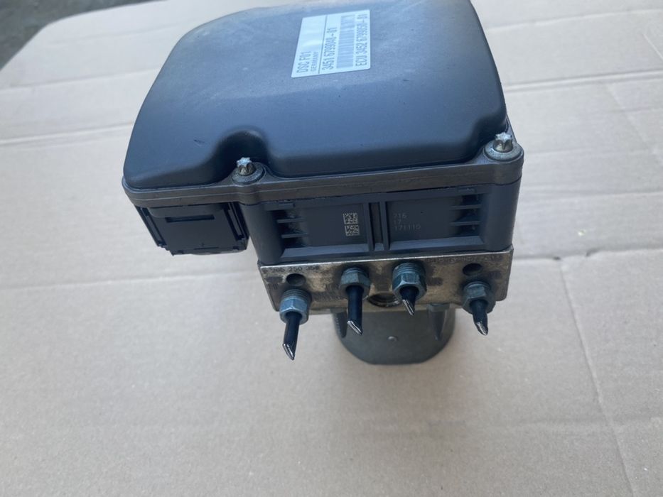 Pompa/ Modul ABS / DSC BMW Seria 7 F01 F02 / 6799048