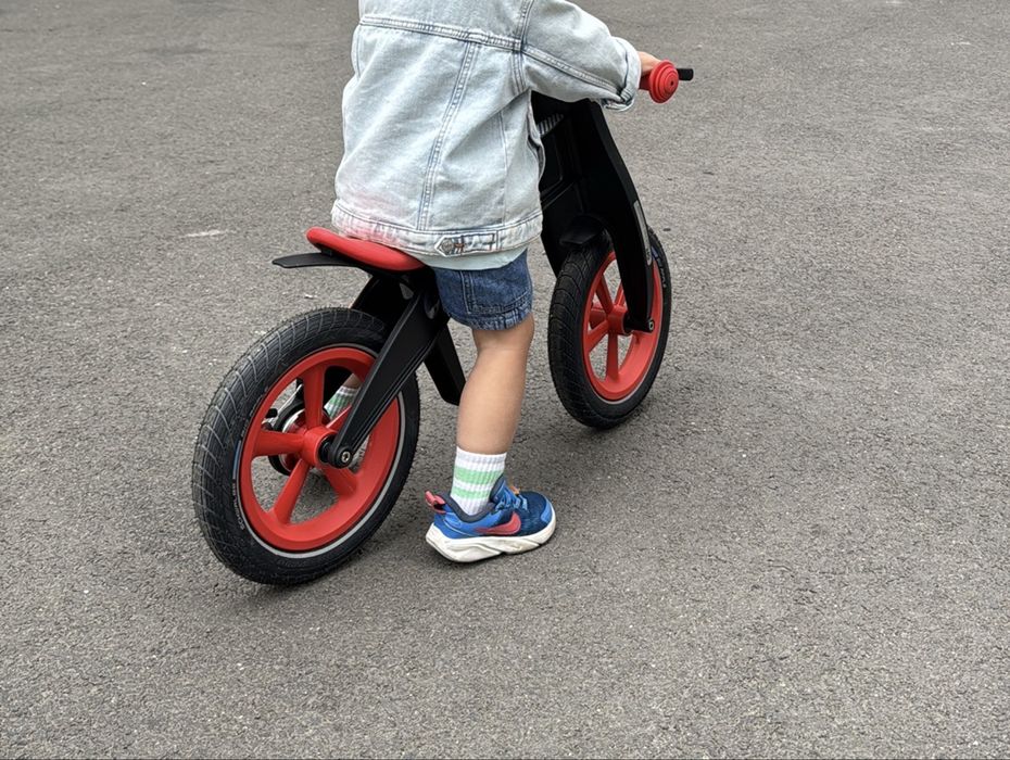 Bicicleta fara pedale first bike uk roti pleumatice