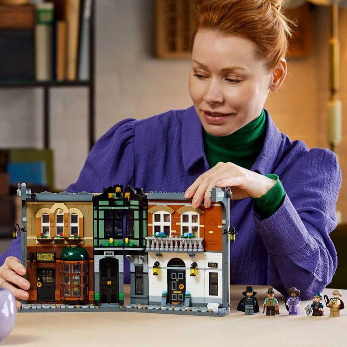 Lego Icons 10351: Шерлок Холмс