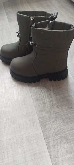 Продам сапоги зимние на девочку