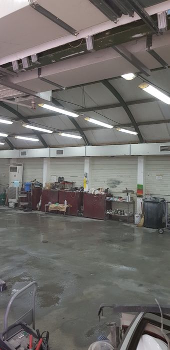 Хале-автобояджийски сервиз