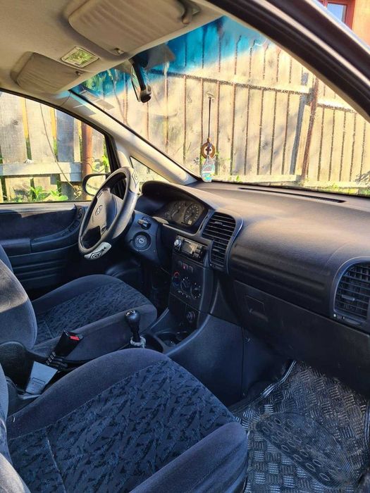 Vand Opel Zafira A pentru dezmembrari