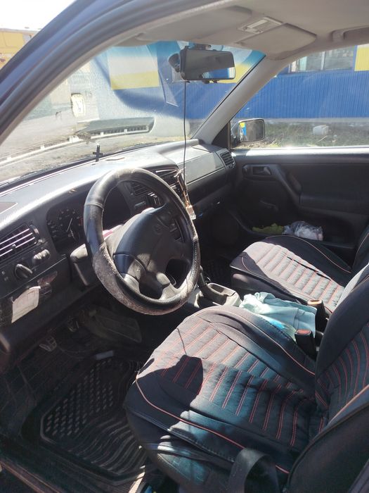 Продам Гольф 3 объем 1.8