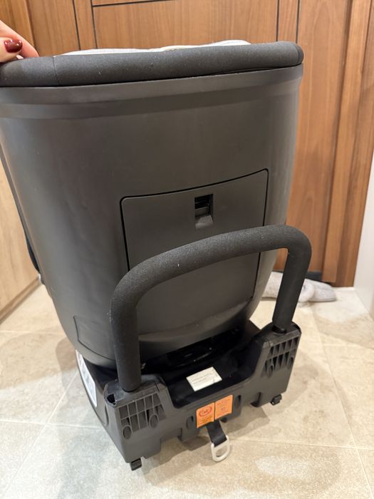 Столче за кола Mountain Buggy 0-18кг. ISOFIX