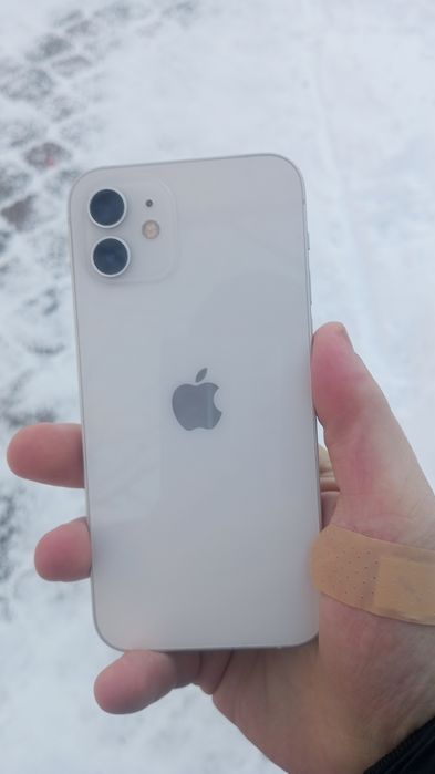 Iphone 12 128g/79akb