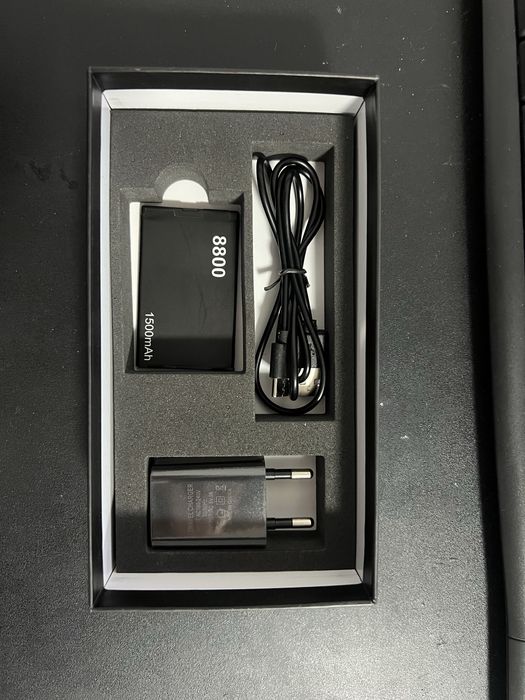 Nokia 8800 в хорошем состоянии, новая