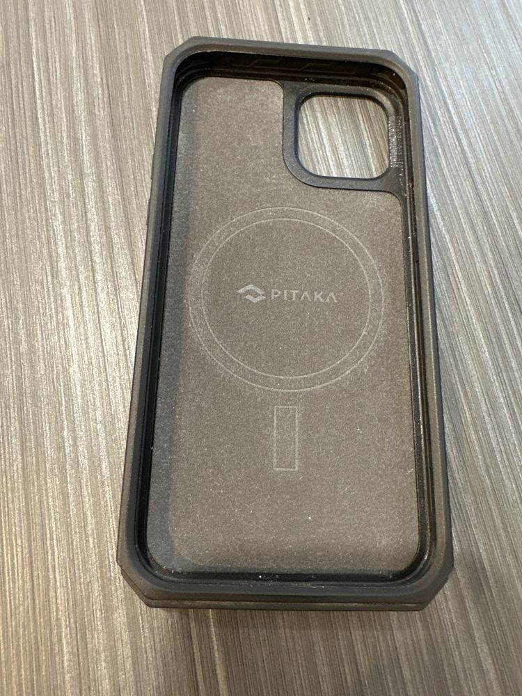 Husa Pitaka Magez Case PRO 2 - iPhone 12 pro Resita • OLX.ro