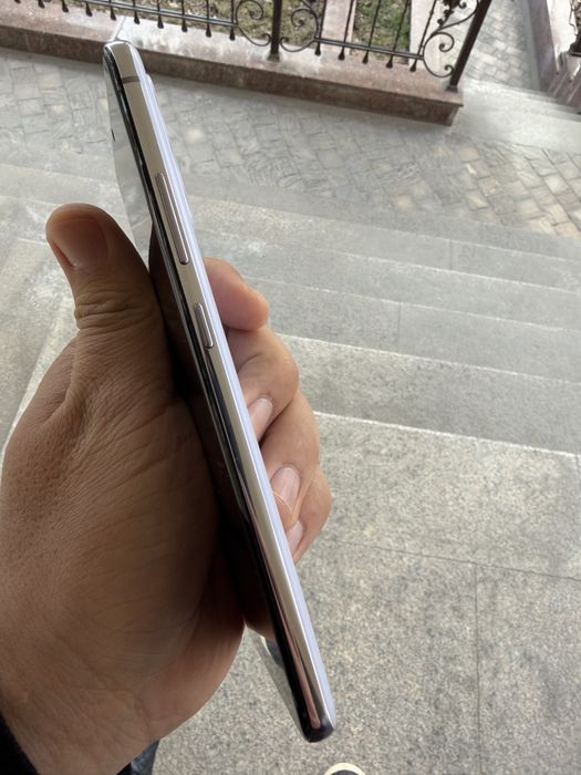 Samsung A82 6/128 gb holati ideal