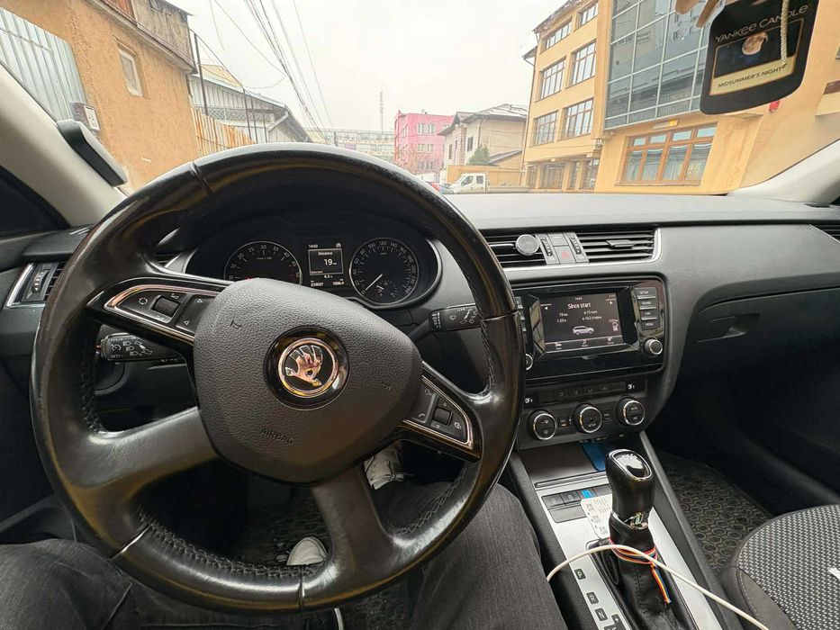 Skoda Octavia 2.0 TDI 150CP DSG 2014 Break – 6.600€ Neg.