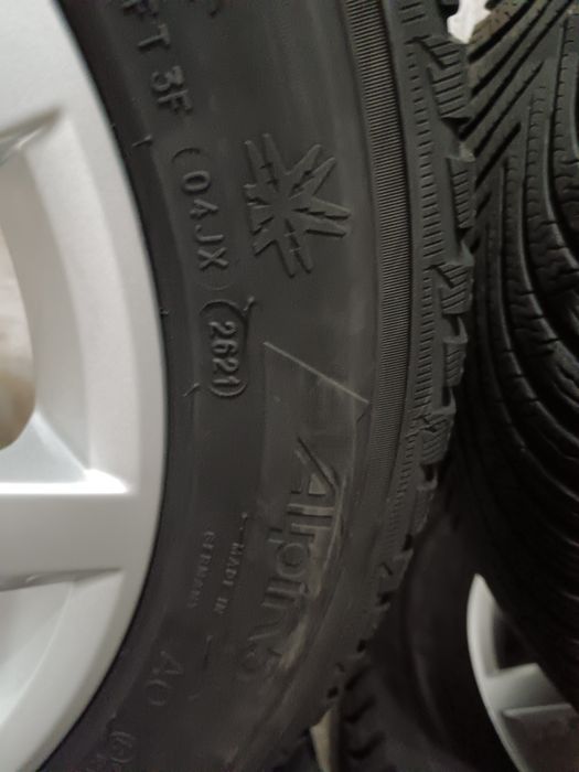 Set jante aliaj prindere 5x112 et48 cu anvelope iarna 215/55/17 audi vw Skoda Seat