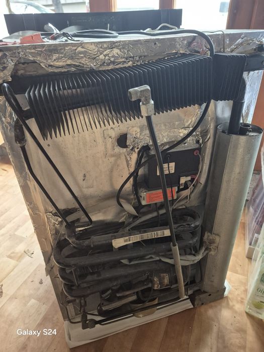 Хладилник Dometic rm8501