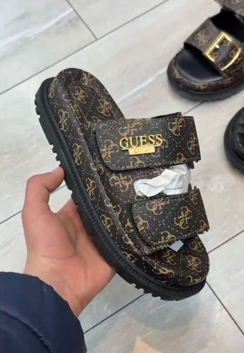 Papuci damă Guees