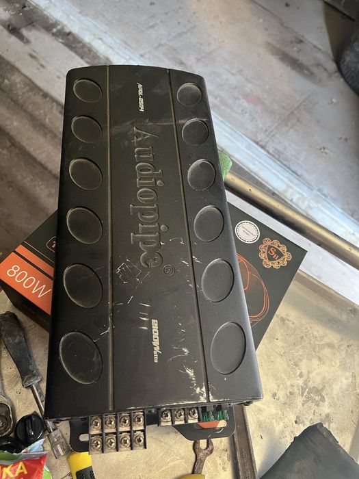 Сабвуфер с усилителем