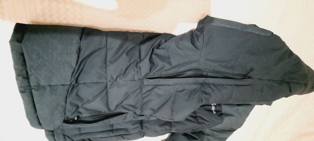 Продам зимниюю куртку