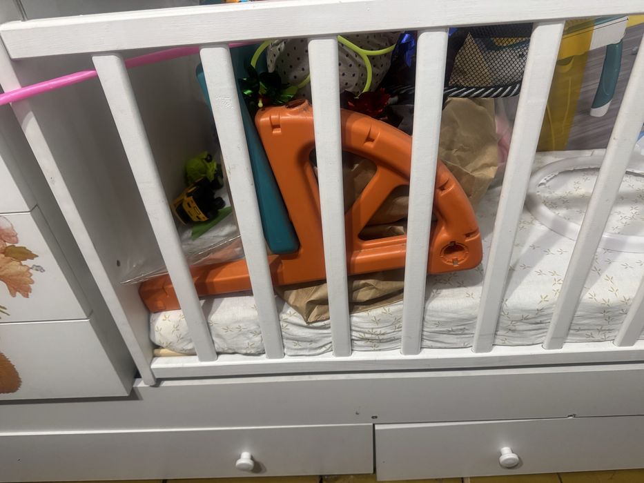 Срочно продам детские кроват