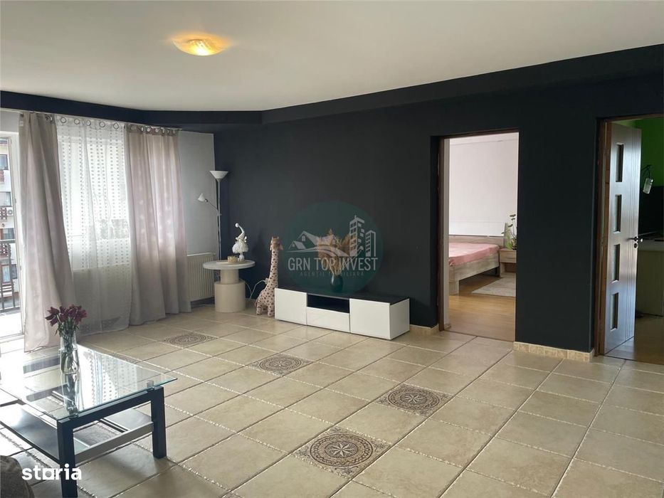Apartament spatios cu 3 camere 2 balcoane si parcare Calea Turnisorulu