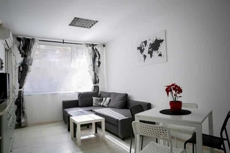 Двустаен апартамент в Центъра на София