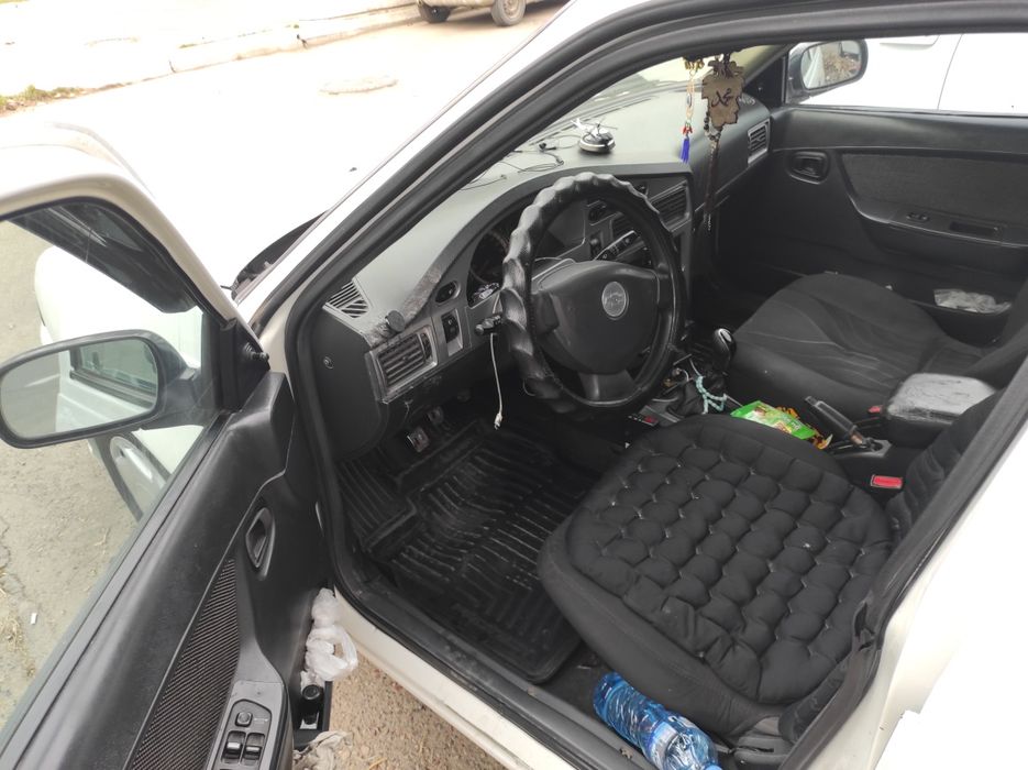 Продам свою Нексия2