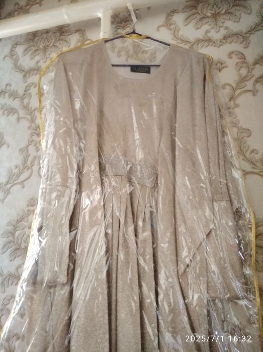 Abaya köyne sotiladi