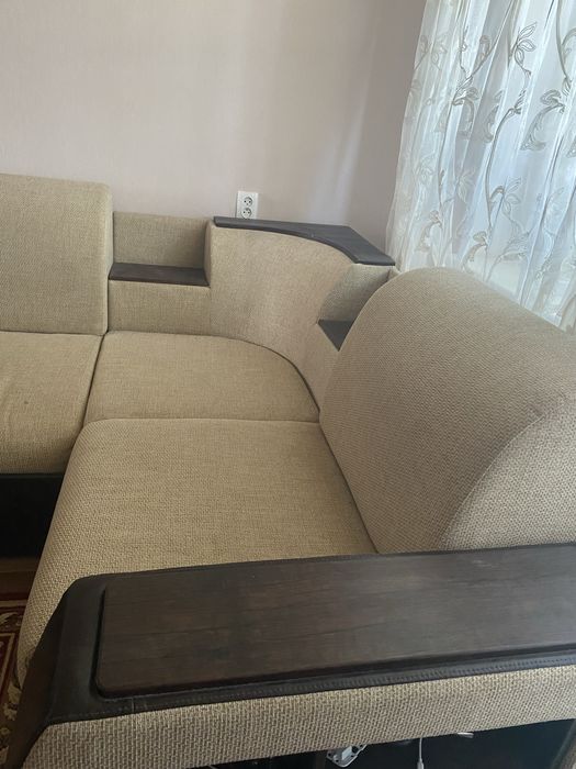 Продам диван угловой