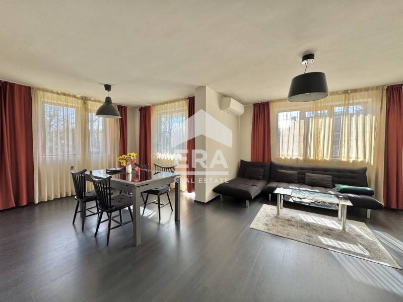 Дава се под наем Тристаен апартамент в София, Хладилника - 120 кв.м за 765 € - Снимка #4