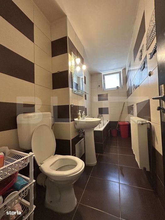 Apartament cu 3 camere, decomandat -  Gherla