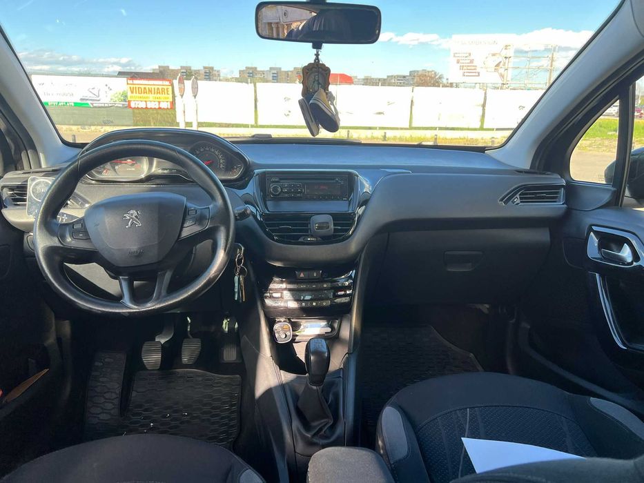 PEUGEOT 208 2012 — imagine 3