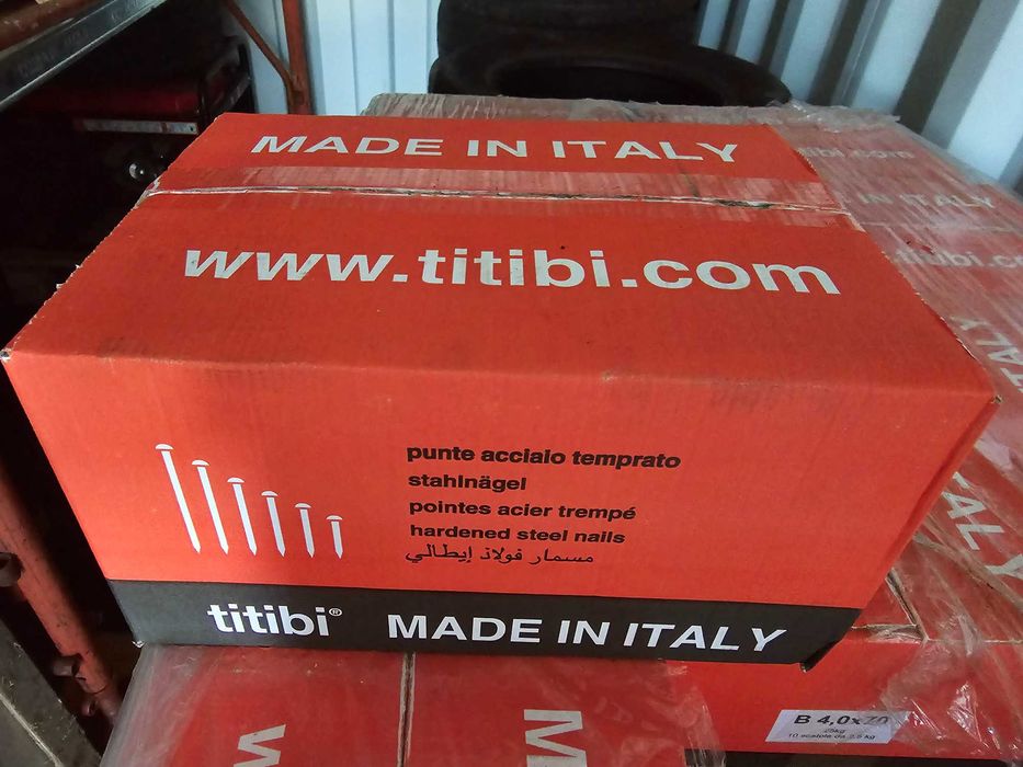 Montanti profil U cu cioc 50 cm, 100 cm pene, fluturasi, distantieri