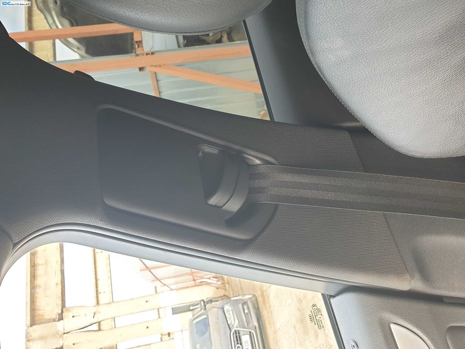 Plafon Plafoniera Tavan Material Textil Negru cu Stalpi si Parasolare Audi A4 B8 B8.5 Berlina Sedan 2008 - 2015 [K2316] [K2317] [K2318]