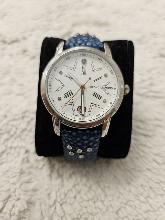 Швейцарски часовник Chrono Diamond