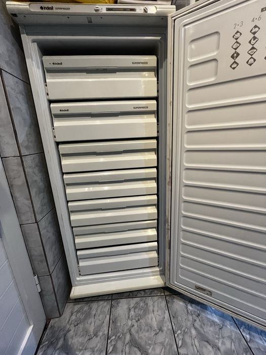 Congelator Indesit