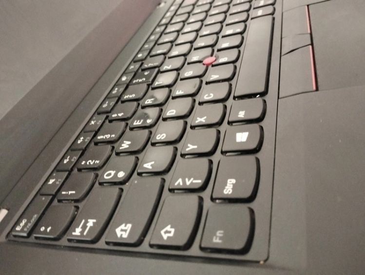 Vand laptop lenovo