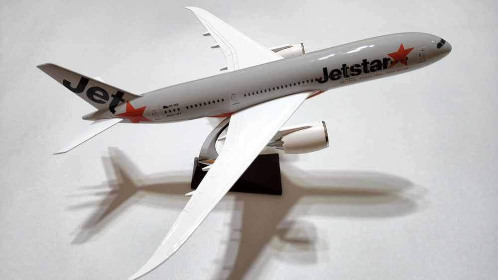 Модели самолетов 42 - 47 см без шасси