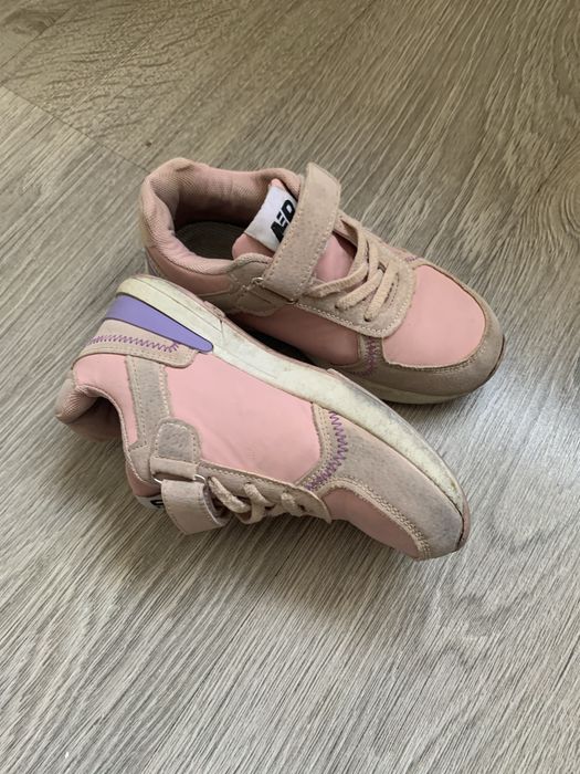 Кроссовки р.32 ст. 20-21 см