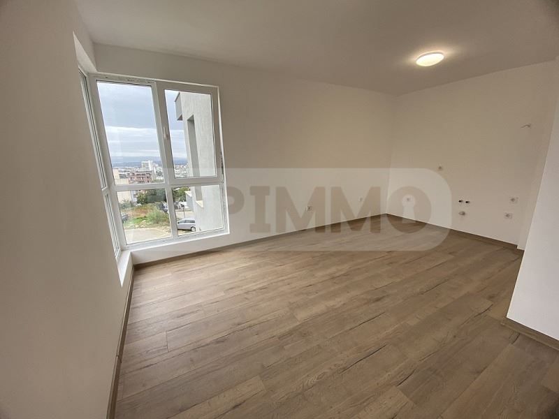 Продава се Двустаен апартамент в Варна, м-т Пчелина - 50 кв.м за 2060 €/кв.м - Снимка #2