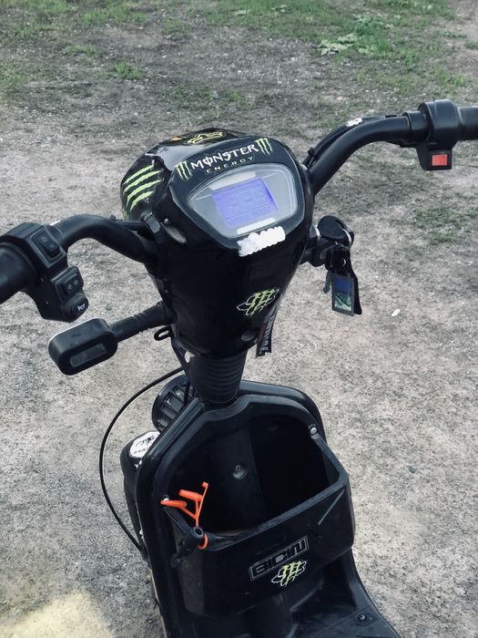 Электроскутер Sk8