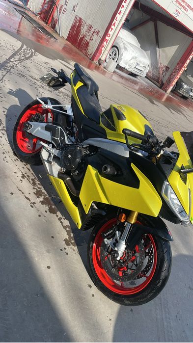 Aprilia RS660 2023