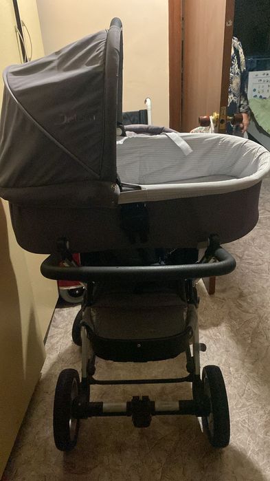 Коляска зима лето срочно.