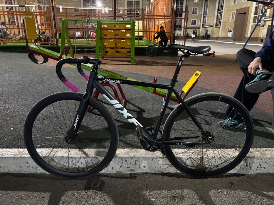 Велосипед фикс JIXF