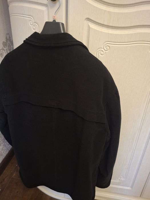 Мужское демисезонное.